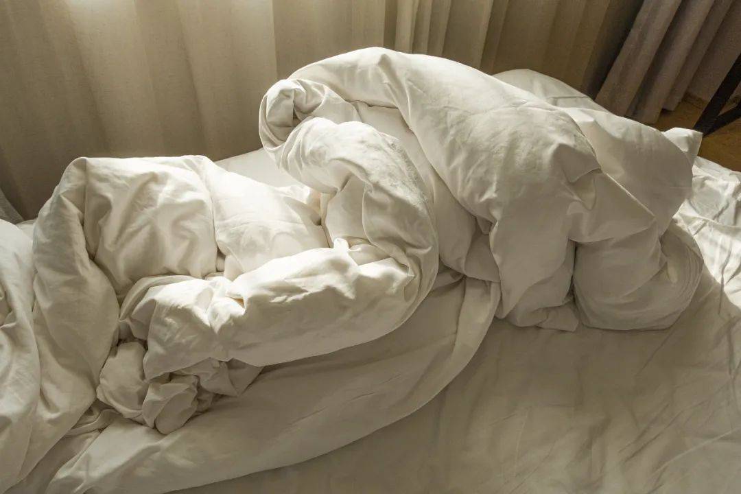 不叠被子、内裤机洗<strong></p>
<p>原油最新走势</strong>，这些看似偷懒的行为，其实没毛病！