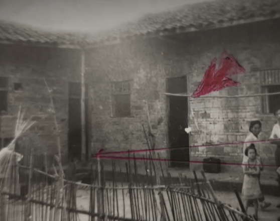 男子杀害母亲和女友后带嫂嫂潜逃32年落网<strong></p>
<p>国际原油行情实时行情</strong>,两人育有一儿一女,侦破细节披露