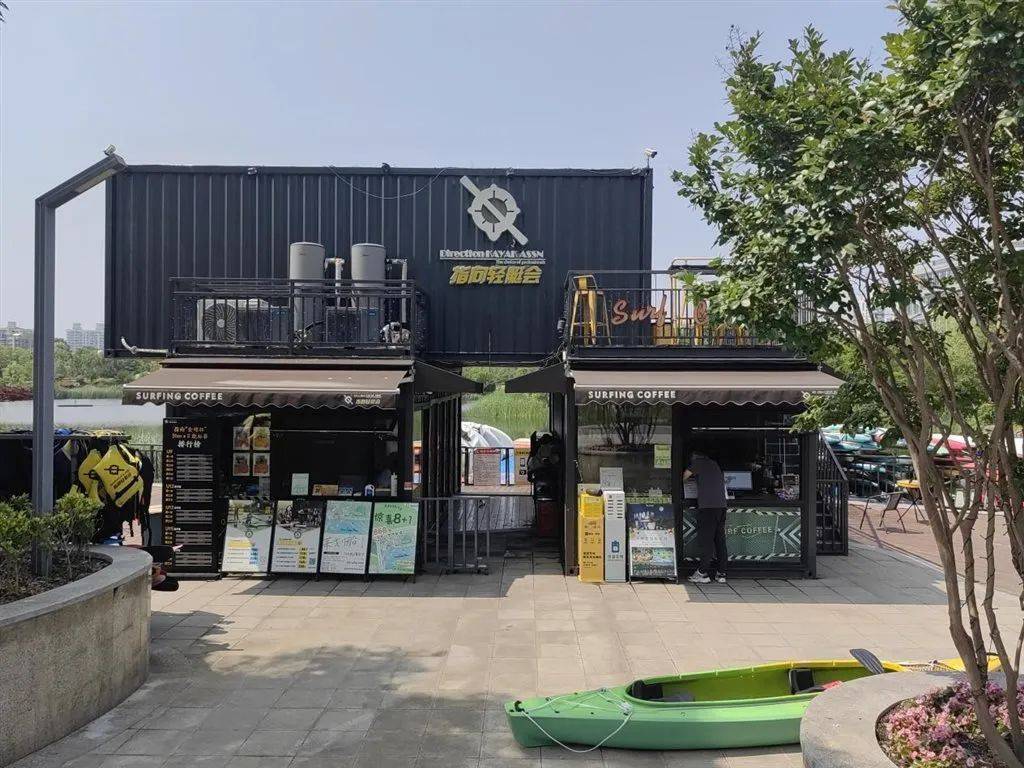 码头无人值守<strong></p>
<p>世界原油储量</strong>，上海一游客自行上岸踩空落水！律师：商家有缺陷、游客有疏忽