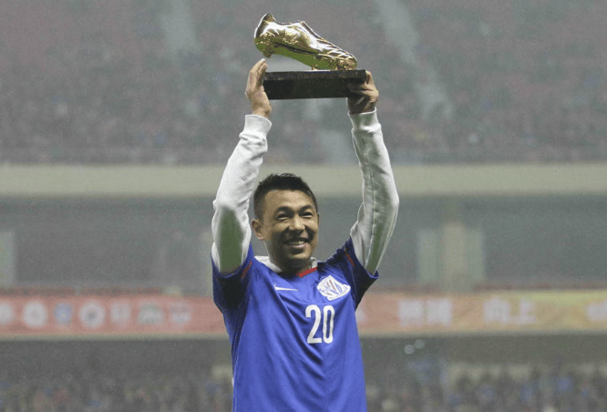 前国脚发声：国足工资只有日韩三分之一<strong></p>
<p>世界原油期货</strong>，再降就没人踢了！