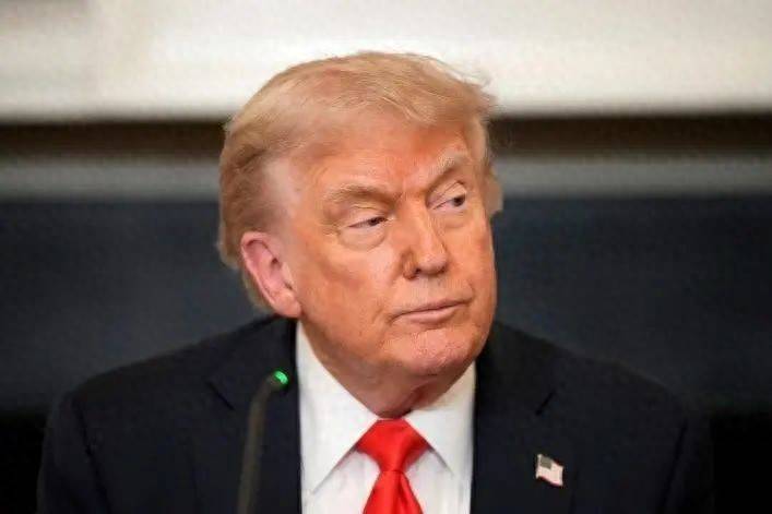 特朗普批准作战计划却未下令<strong></p>
<p>原油期货最新价格</strong>，原因揭晓！