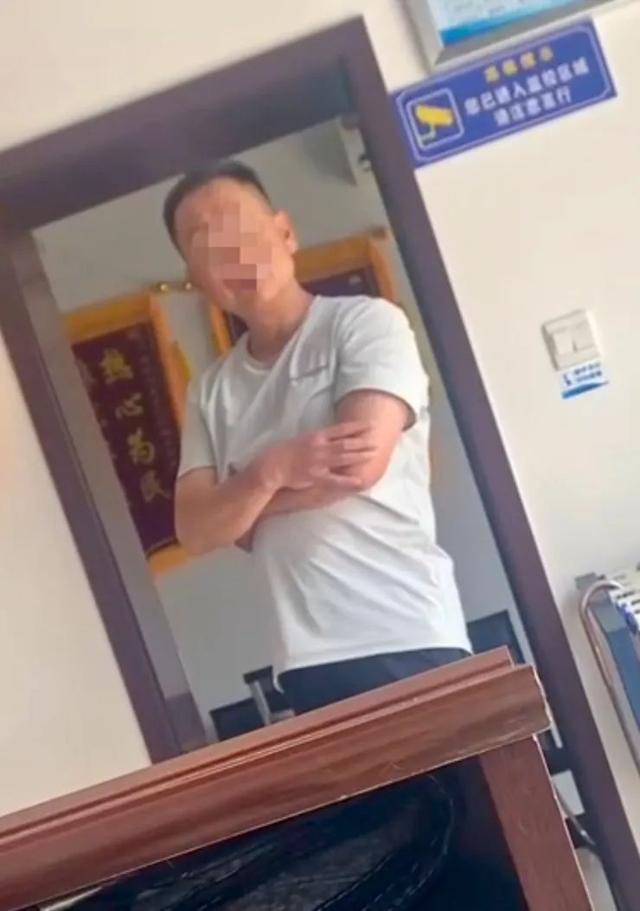 河南一家长称去教育局反映情况被怼<strong></p>
<p>原油期货最新价格</strong>，该局回应：态度存在问题，纪检部门已介入