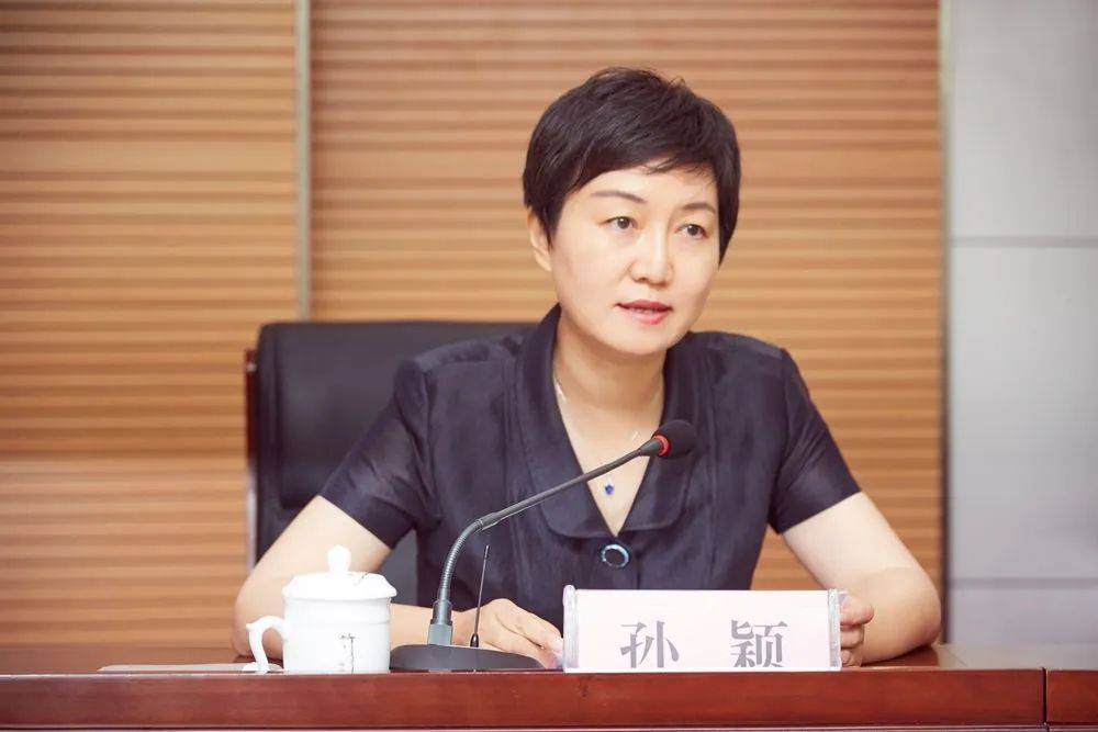 铁刚<strong></p>
<p>原油微信</strong>，任上被查