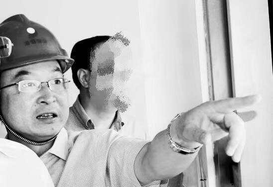 百亿市值上市公司董事疑似坠楼去世<strong></p>
<p>原油期货交易所</strong>，年仅54岁