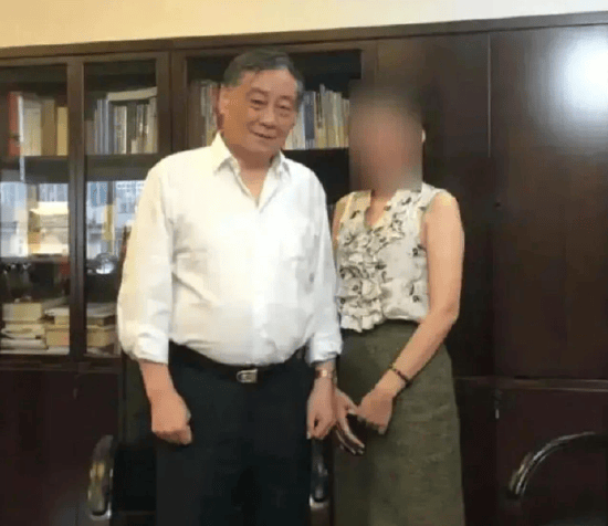 宗庆后有没有离婚？