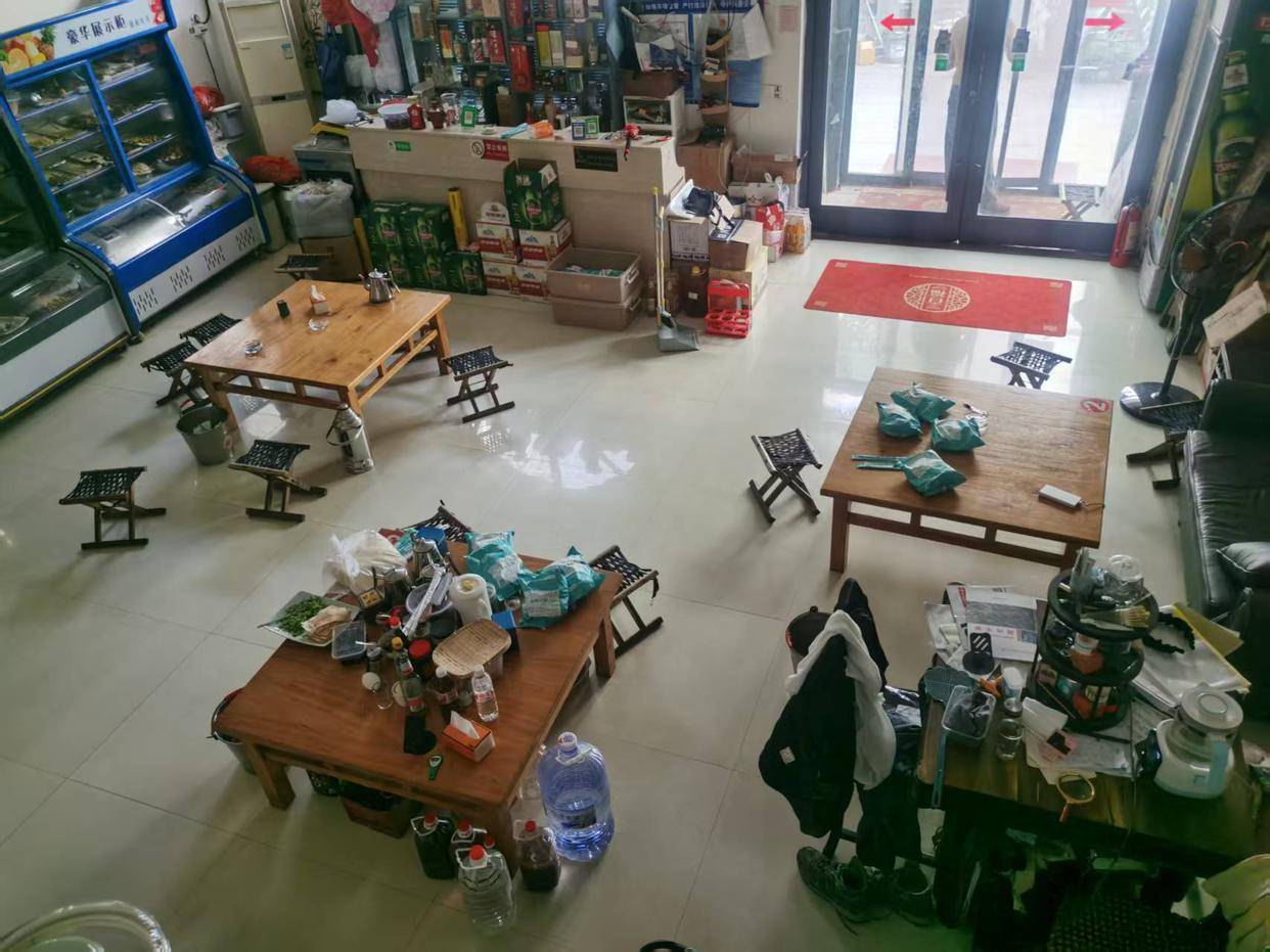 山东临沂通报“蛤蟆汤”饭店被拟罚45万：撤销处罚<strong></p>
<p>贵金属原油</strong>，5人停职