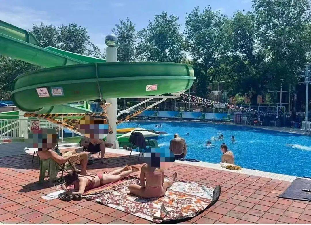 缺水的北京<strong></p>
<p>原油路</strong>，被北漂强行玩成了威尼斯