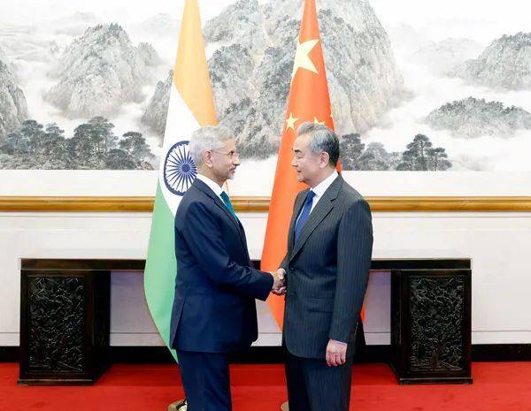 叫中国名字<strong></p>
<p>美国期货原油行情</strong>，娶日本妻子，5年没见的印度外长来了