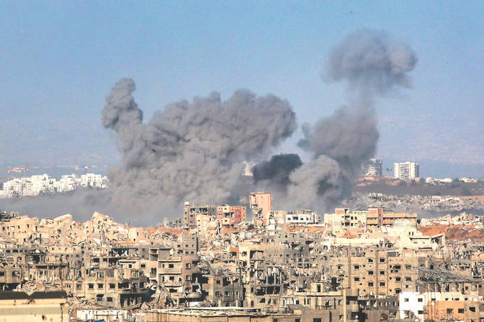 至少875名加沙人在领取食物时遇难