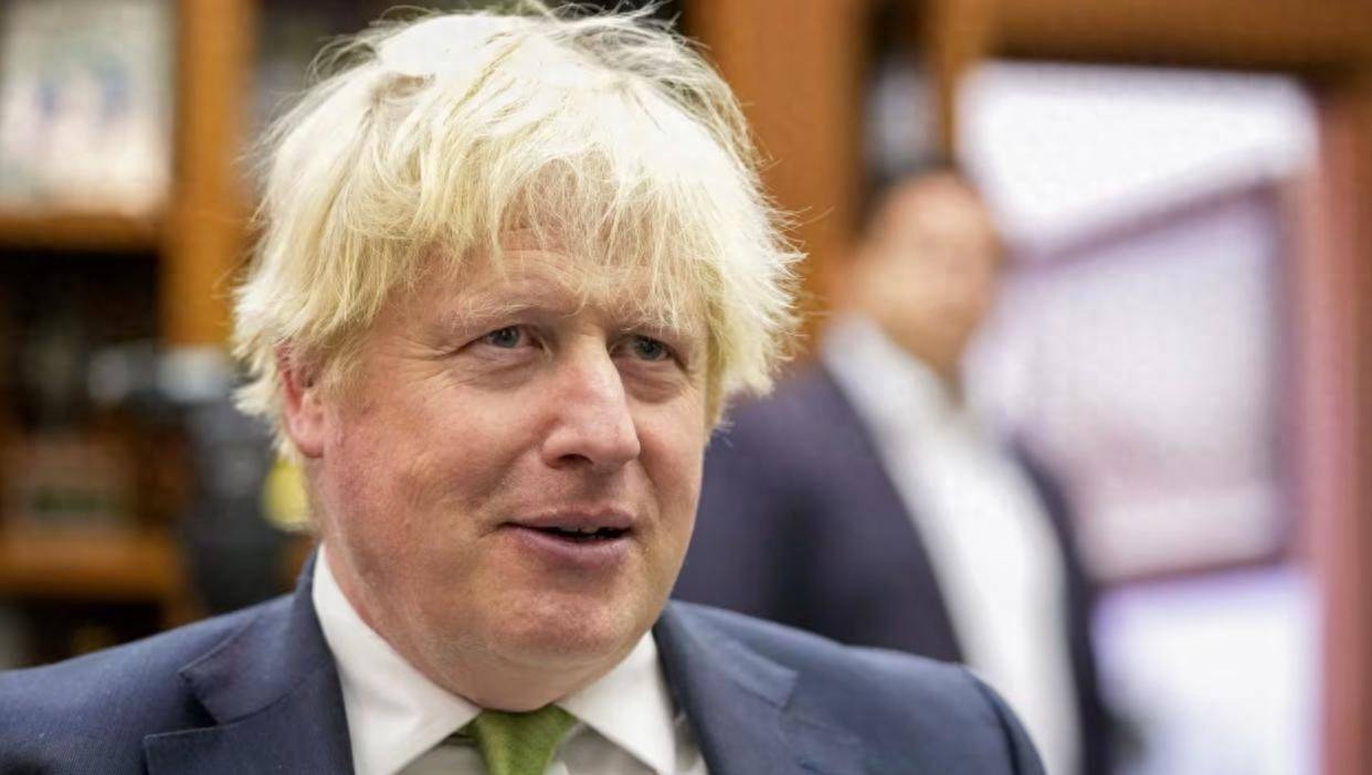 英国前首相约翰逊接受英媒采访：英国对乌克兰“缺乏兴趣”<strong></p>
<p>东方财富网原油</strong>，我“非常难过”
