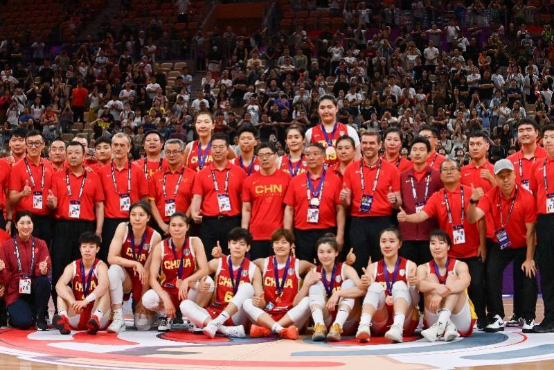 杨舒予谈落泪：和姐姐们最后一次打亚洲杯<strong></p>
<p>东方财富网原油</strong>，人生总要有点挑战