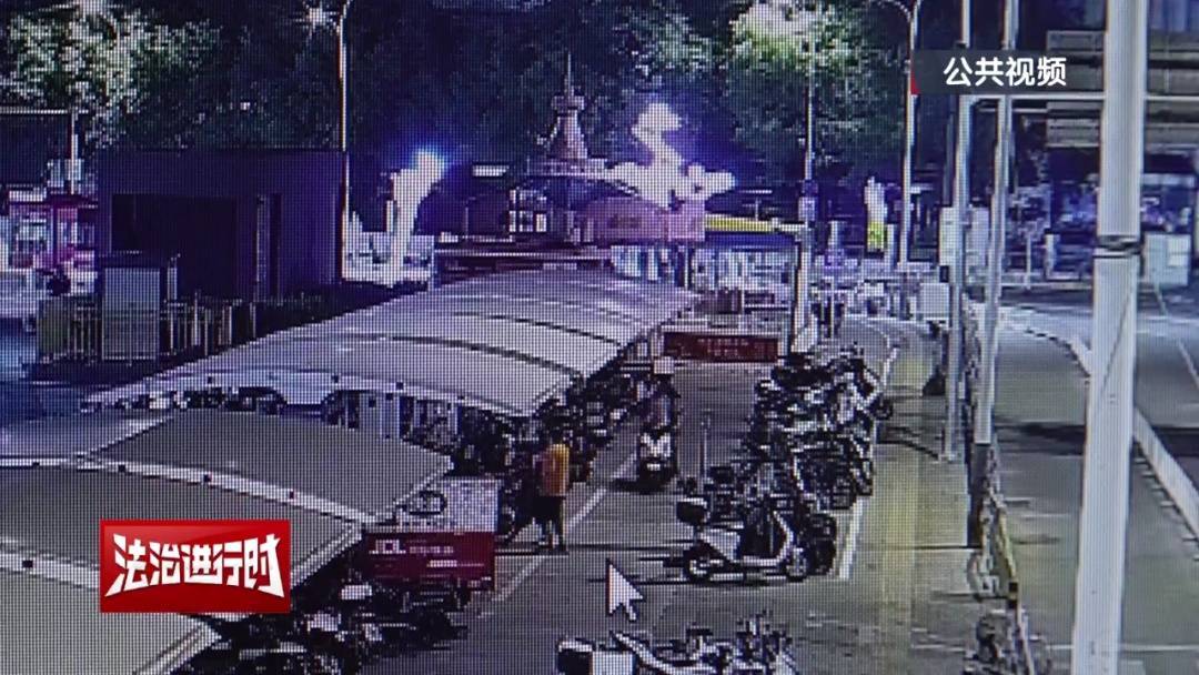 北京警方刑拘1名男子：取送餐不拔钥匙<strong></p>
<p>mt4原油代码</strong>，摩托车接连消失