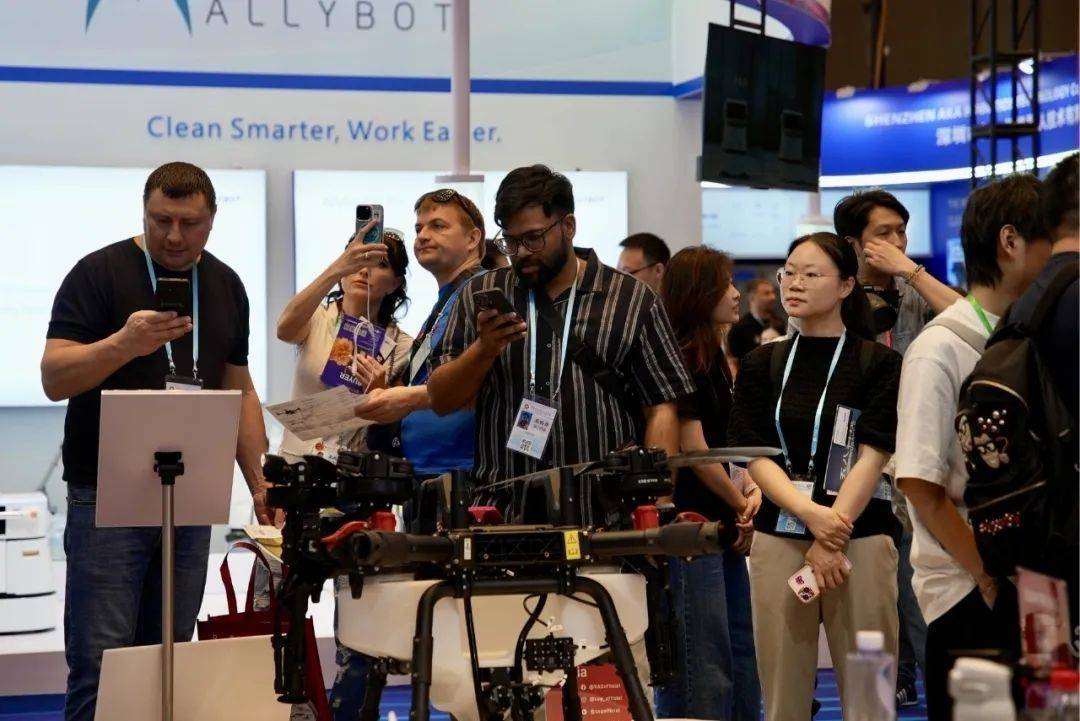 连续四年破万亿！广州<strong></p>
<p>mt4原油代码</strong>，旺！