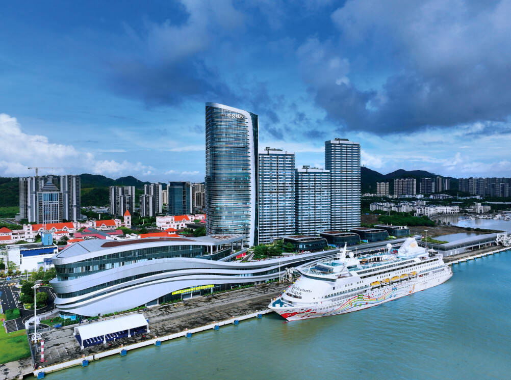 连续四年破万亿！广州<strong></p>
<p>mt4原油代码</strong>，旺！