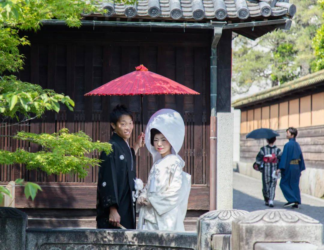 在日本<strong></p>
<p>原油历史价格</strong>，不婚先从普通人开始