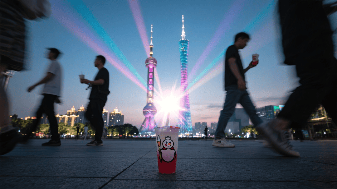 上海人其实不在乎蜜雪冰城和东方明珠的梗