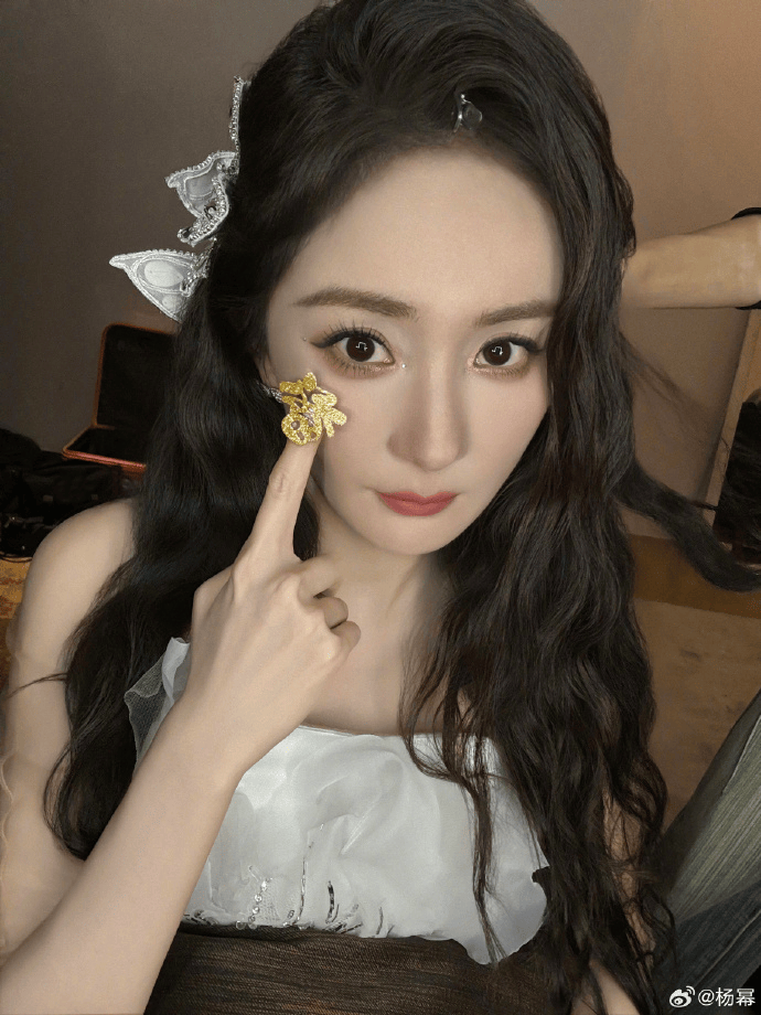 杨幂15年前的博文火了：有本事就杀了我<strong></p>
<p>中原油田招聘信息</strong>，杀不死，就等着看我变得更强大吧