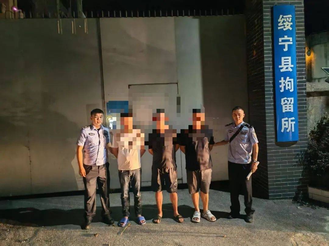 广东2电动车马路上对峙“斗气”从天亮到天黑<strong></p>
<p>大宗原油</strong>，交警回应：将调取事发路段监控依规处理