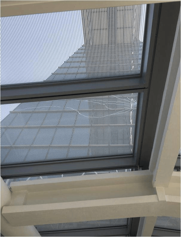 上海环球金融中心楼顶无人机对撞！对话管理方：9年已坠95架<strong></p>
<p>原油提炼设备</strong>，楼顶“风洞”成黑飞重灾区！