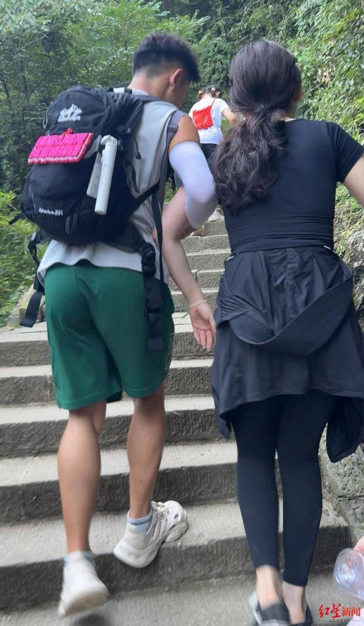 揭秘峨眉山陪爬团队：已陪爬千名游客九成为女性<strong></p>
<p>原油提炼设备</strong>，不会主动拉背扛抱，主要保障安全