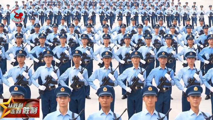 九三阅兵倒计时5天<strong></p>
<p>伊朗原油产量</strong>！空中梯队多型新机将首次受阅 队员练就“米秒不差”