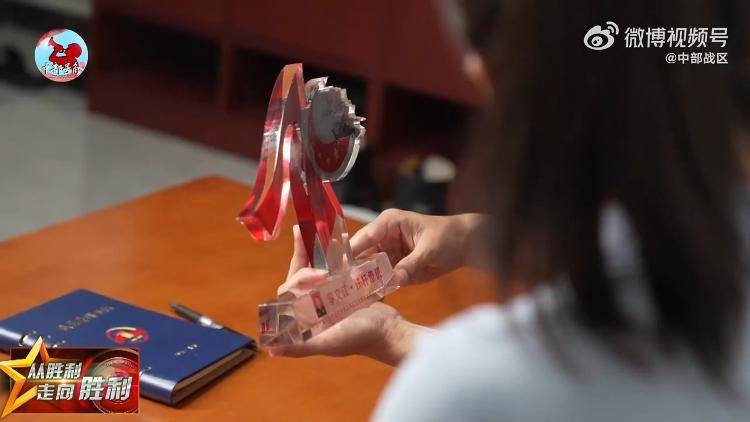 九三阅兵倒计时5天<strong></p>
<p>伊朗原油产量</strong>！空中梯队多型新机将首次受阅 队员练就“米秒不差”