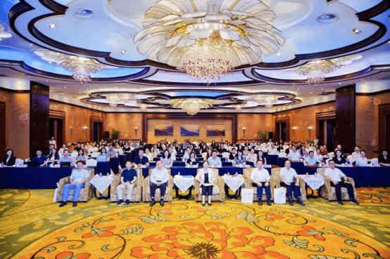 共绘“AI+文旅”融合蓝图<strong></p>
<p>原油期货开户流程</strong>！旅游职教数智化盛会在宁波举行