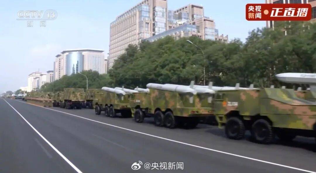 东风-61、巨浪-3、折叠翼预警机、歼-20S<strong></p>
<p>原油后期走势</strong>，画面披露！