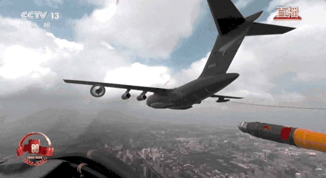 阅兵最帅女机长<strong></p>
<p>原油后期走势</strong>，是她！