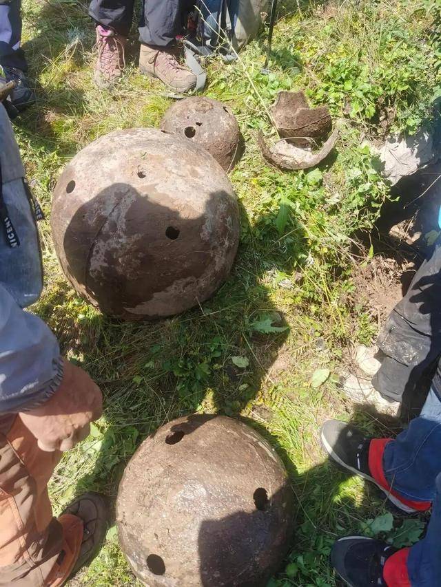 驴友爬大同殿山发现4个疑似佛磬老物件：刻有“嘉靖四十二年”等铭文<strong></p>
<p>原油后期走势</strong>，已移交文保部门