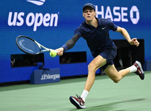 再这样下去<strong></p>
<p>一桶原油多重</strong>，辛纳打阿尔卡拉斯都快成审美疲劳了？