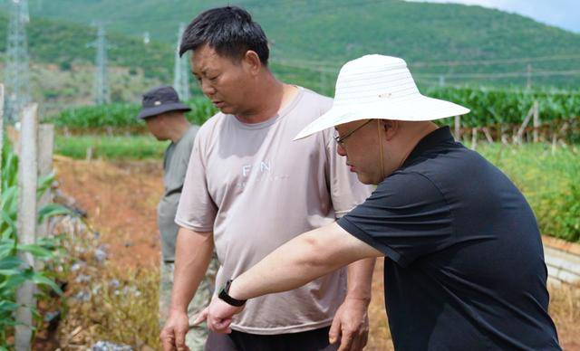 弥勒“新哨经验”<strong></p>
<p>一桶原油多重</strong>，全州推广！