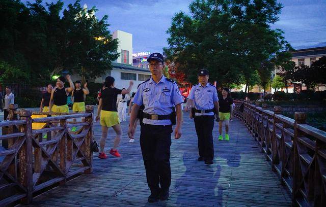 弥勒“新哨经验”<strong></p>
<p>一桶原油多重</strong>，全州推广！