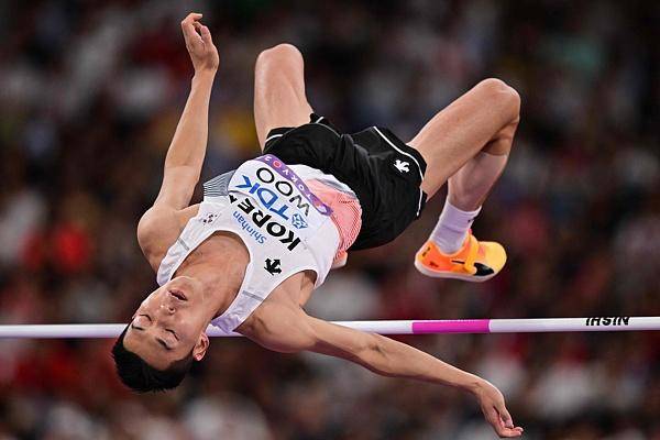 田径世锦赛｜男子跳高屈居亚军<strong></p>
<p>黄金</strong>，禹相赫就是韩国田径的门面