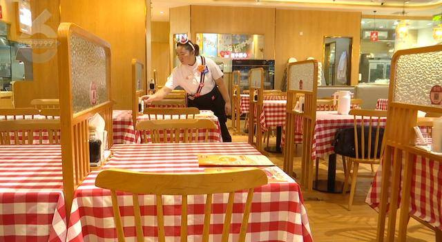 西贝发布致歉信后<strong></p>
<p>黄金</strong>，昆明门店的情况是……