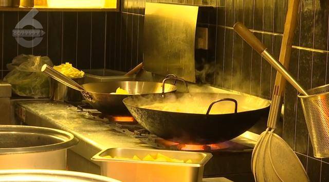 西贝发布致歉信后<strong></p>
<p>黄金</strong>，昆明门店的情况是……