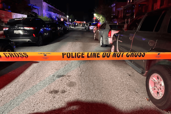 柯克枪击案后<strong></p>
<p>原油</strong>，美国再发枪击事件：5名警员3死2伤，枪手现已毙命