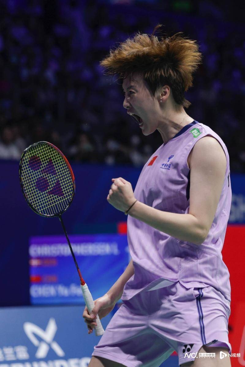 中国羽毛球大师赛16强战<strong></p>
<p>原油最新新闻</strong>，国羽五项锁定11个八强席位
