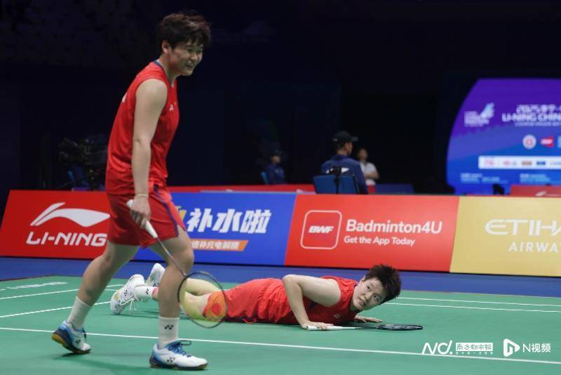 中国羽毛球大师赛16强战<strong></p>
<p>原油最新新闻</strong>，国羽五项锁定11个八强席位