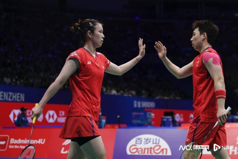 中国羽毛球大师赛16强战<strong></p>
<p>原油最新新闻</strong>，国羽五项锁定11个八强席位