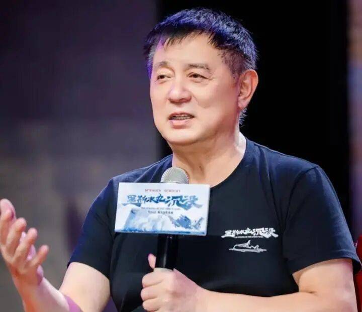 导演方励向北京警方报案<strong></p>
<p>原油任务</strong>，此前发文澄清“我不认识于朦胧”