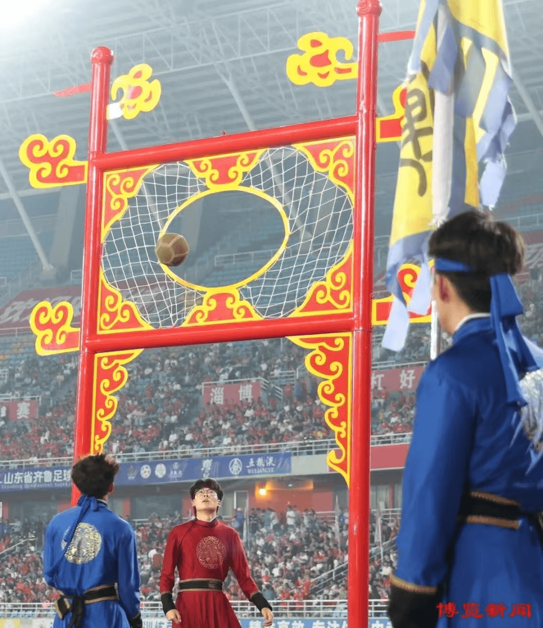 省级“苏超式”足球联赛持续扩容<strong></p>
<p>原油任务</strong>，多地创下现场观赛人数纪录