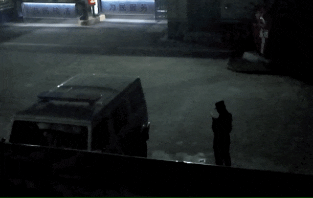 “看到妈妈46个未接来电<strong></p>
<p>凤凰卫视资讯台节目表</strong>，心像被重锤击中”