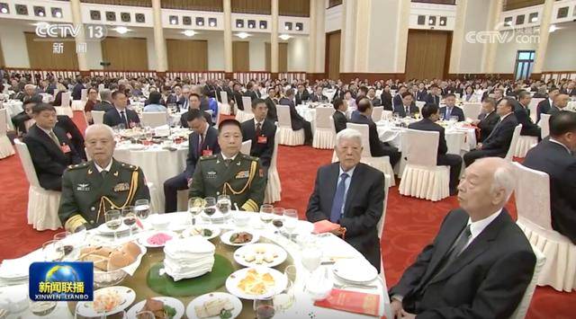 今年的国庆招待会<strong></p>
<p>豆粕资讯信息</strong>，有几个重要信息