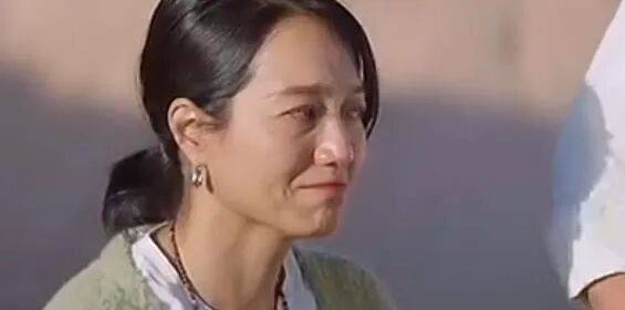 知名男星开店卖衣服<strong></p>
<p>香港赛冯资讯</strong>，妻子曾被骗光所有积蓄