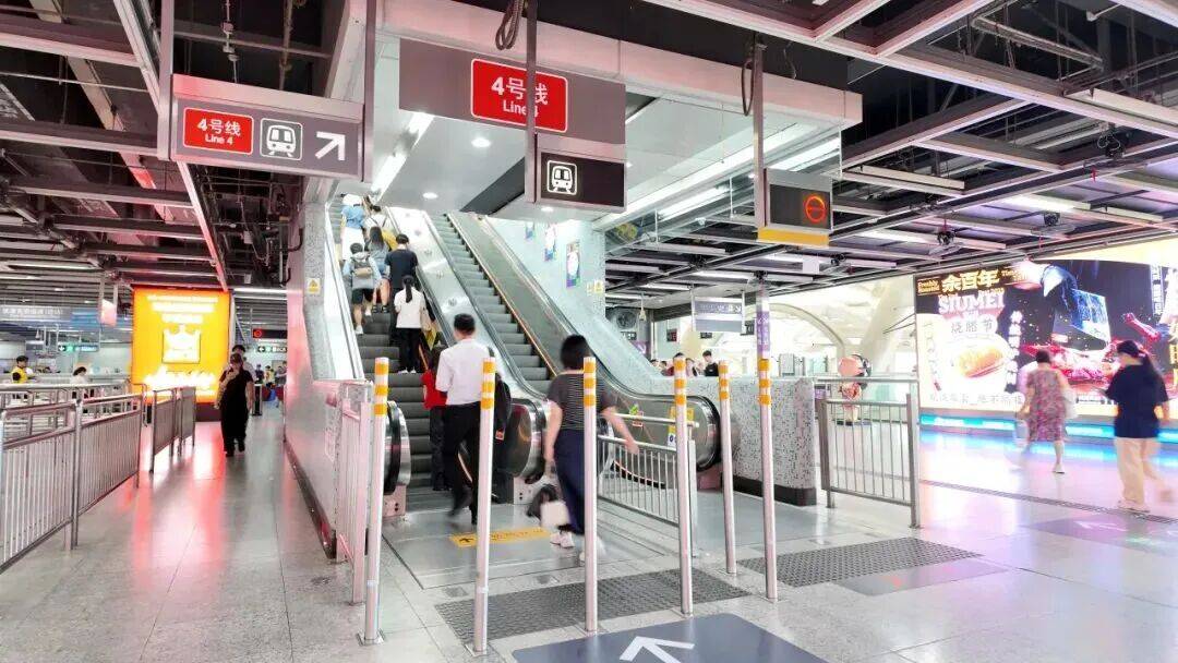 深圳北站凌晨返深被刷爆<strong></p>
<p>海南港澳资讯产业</strong>！附近叫车超200人？别慌！公交地铁加班护送