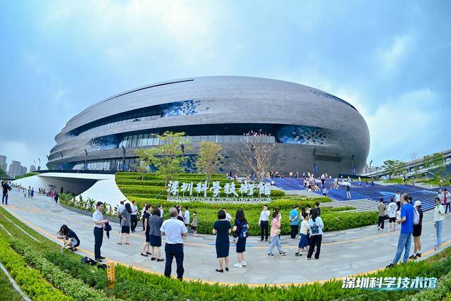 突破200万人次<strong></p>
<p>海南港澳资讯产业</strong>！深圳科技馆成大湾区文旅新顶流