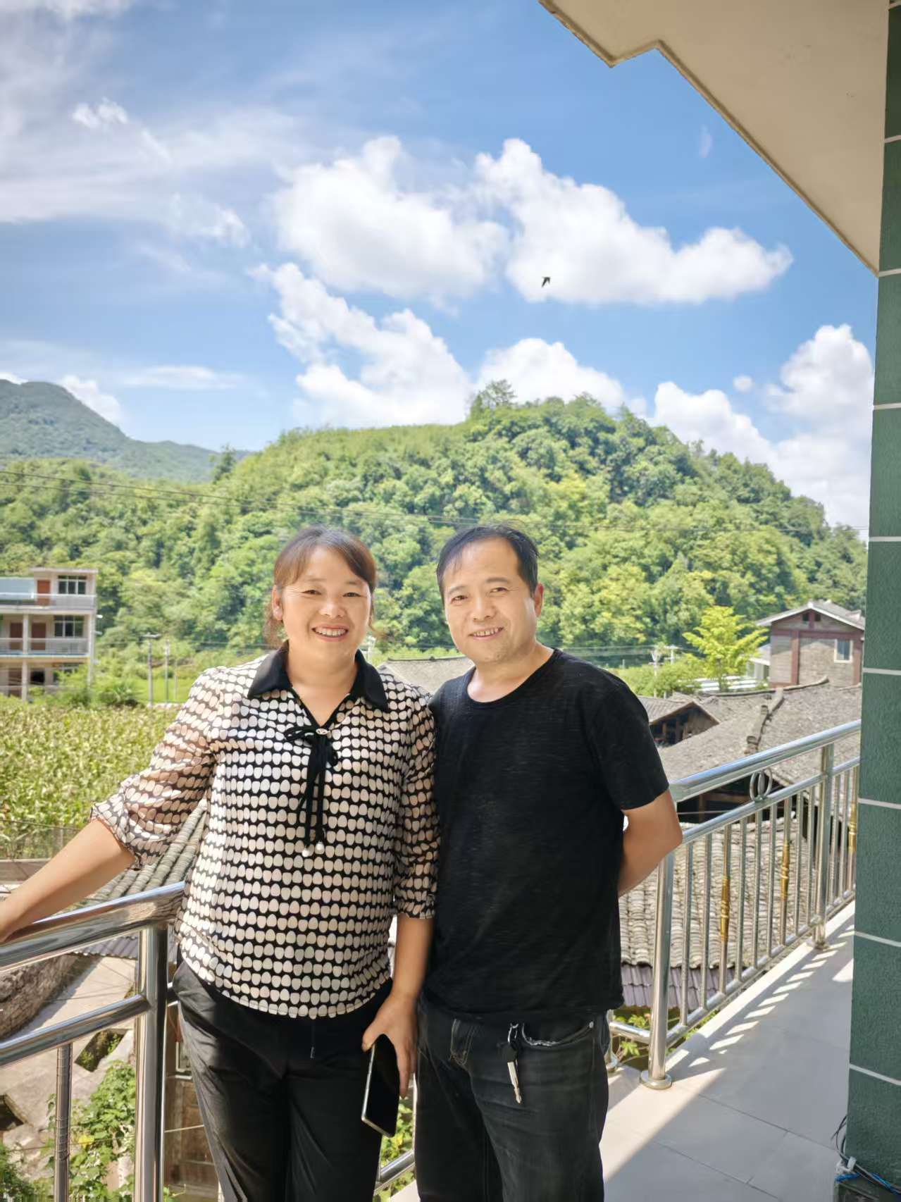 那个让老师骄傲的“调皮”班级！30年同学聚会<strong></p>
<p>江苏公务员考试资讯网</strong>，还伴有一封来自贵州的感谢信