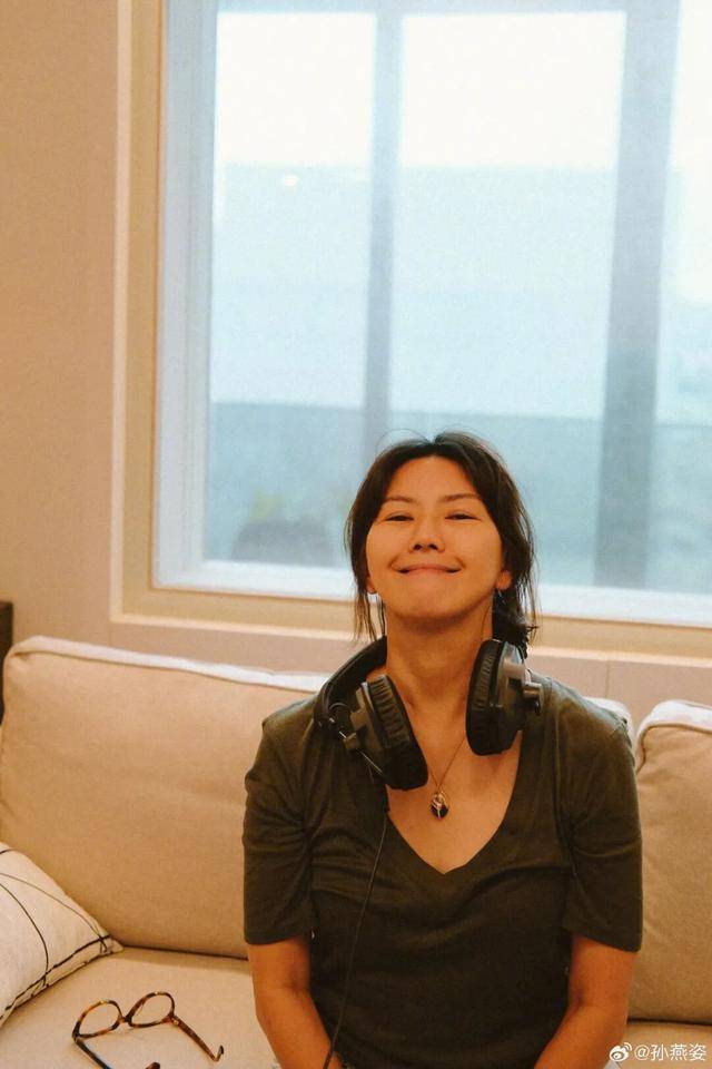 韩红透露孙燕姿捐款超千万<strong></p>
<p>江苏公务员考试资讯网</strong>，以孙女士署名，叮嘱不要公开姓名