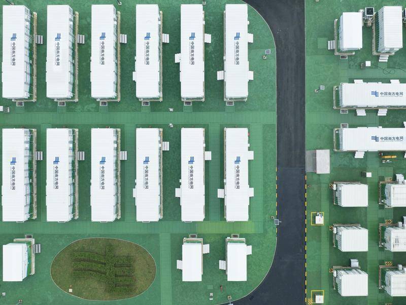 单次可储存5万度电<strong></p>
<p>中国投资</strong>！广西一钠离子电池储能电站再扩容